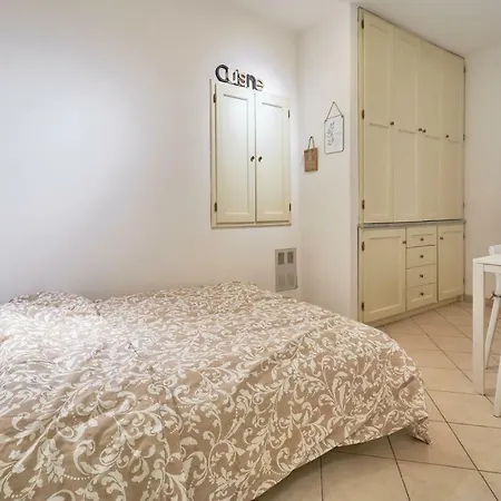 Casa Laurentius Apartment *